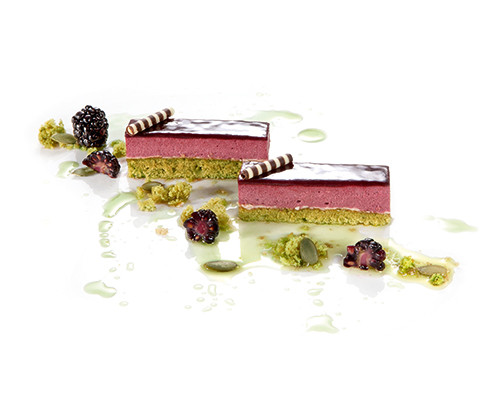 Kürbis-Brombeer-Schnitte