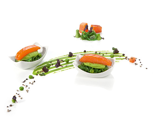Räucherlachsloin auf Erbsen-Wasabi