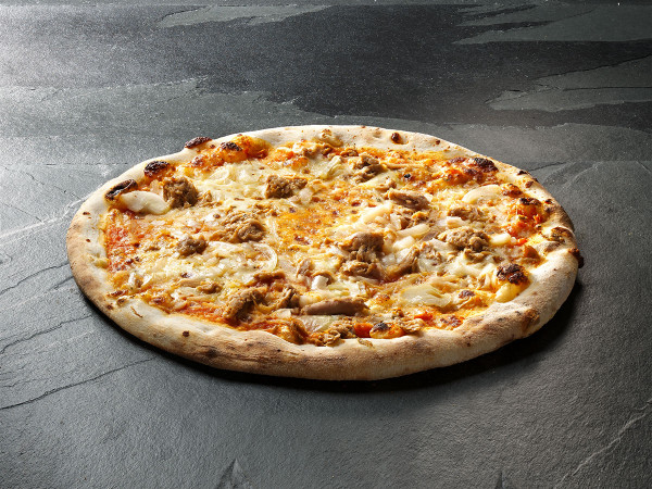 Original Italienische Steinofenpizza Thunfisch