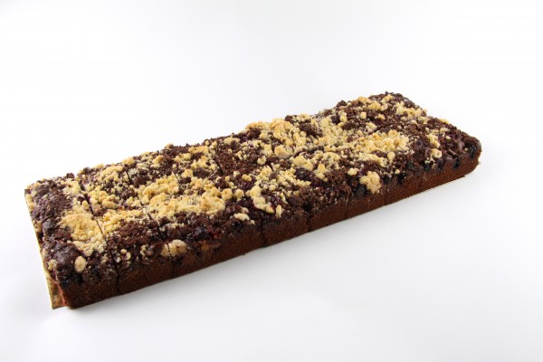 Schoko-Kirsch-Blechkuchen geschnitten