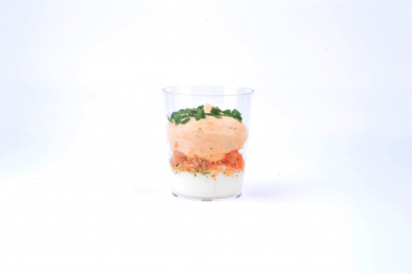 Atlantisches Räucherlachs Tatar und Mousse, Zitronenmousse