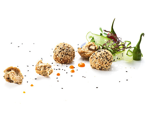 Hackbällchen vom Hähnchen mit Sesam