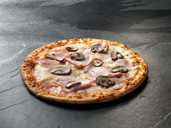 Holzofenpizza Schinken