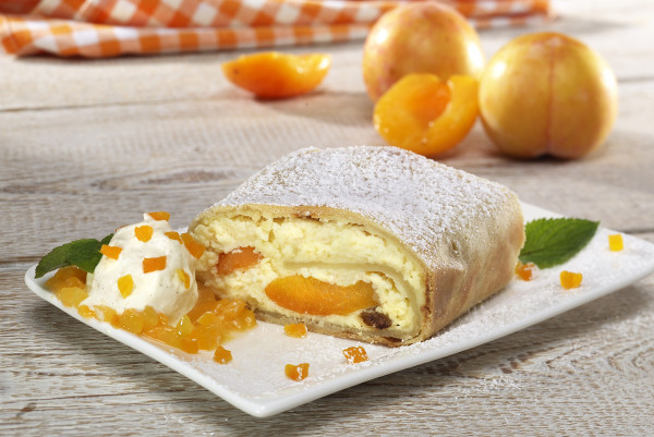 Topfenstrudel mit Aprikosenwürfel 5 x 1500 g