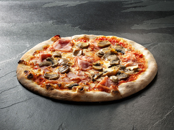 Original Italienische Steinofenpizza Schinken