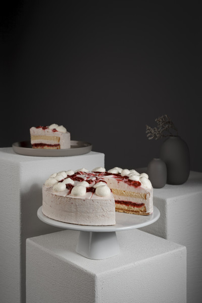 Himbeer-Joghurt-Rahmtorte Premium Line