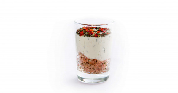 Frischkäse-Mousse mit Atlantischem Räucherlachstatar