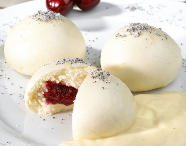 Mini Germknödel mit Sauerkirschfüllung Premium Line